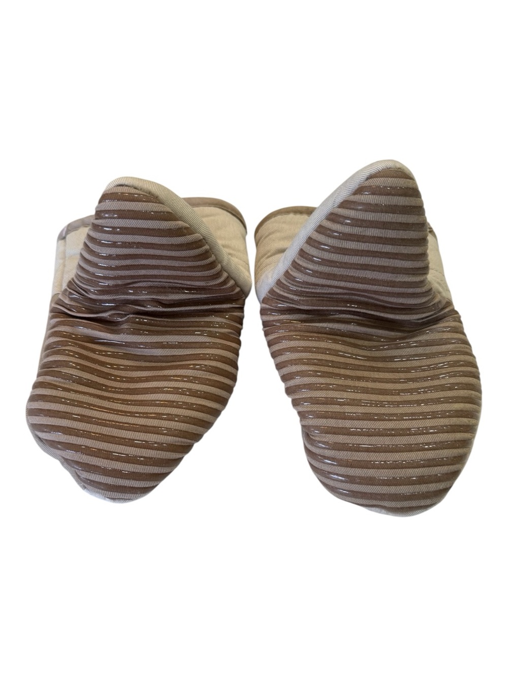 KitchenAid Oven Mitts - Picture 3 of 4